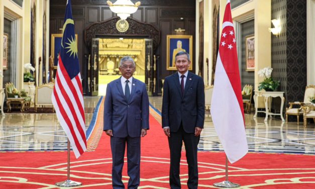 <strong>Dr. Vivian Balakrishnan, Minister of Foreign Affairs, met with Malaysian leaders on January 16, 2023.</strong>