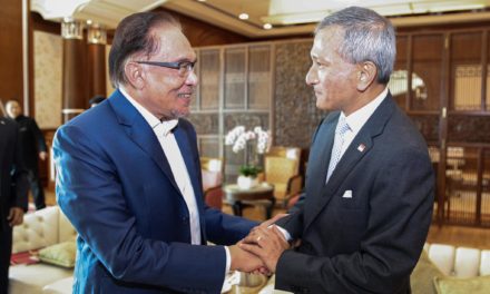 Dr. Vivian Balakrishnan meets Malaysian PM, Dato’ Anwar Ibrahim