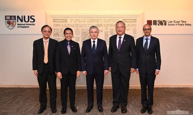 The President of Uzbekistan visited the Lee Kuan Yew School of Public Policy