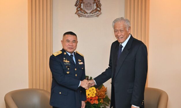 Commander-in-Chief of Royal Thai Air Force Makes Introductory Visit to Singapore