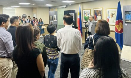 Philippines Embassy’s Art Exhibition Inspires Filipino Community in Singapore