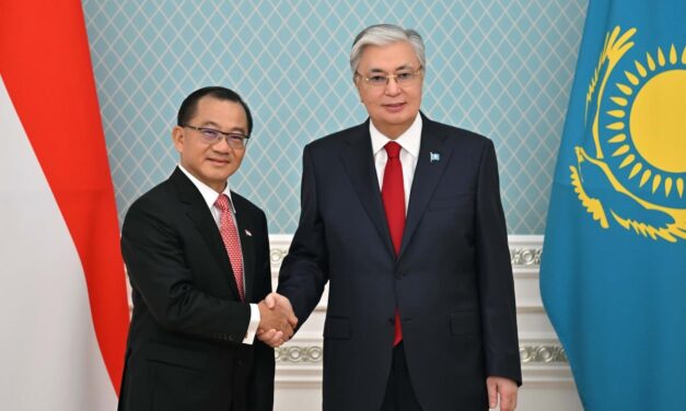 President Kassym-Jomart Tokayev Receives Singaporean Parliamentary Delegation, Emphasizing Strong Bilateral Ties