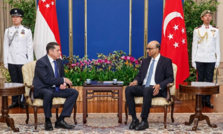 Uzbekistan’s New Ambassador Presents Credentials to President of Singapore, Enhancing Bilateral Relations