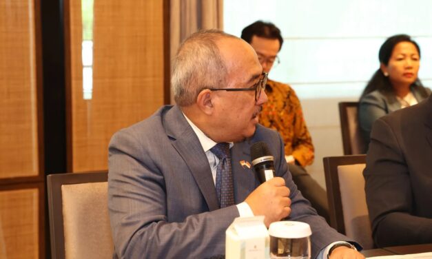 Indonesia Update for Corporate Chiefs: Ambassador Pratomo Highlighted State of Strong Ties between Indonesia and Singapore