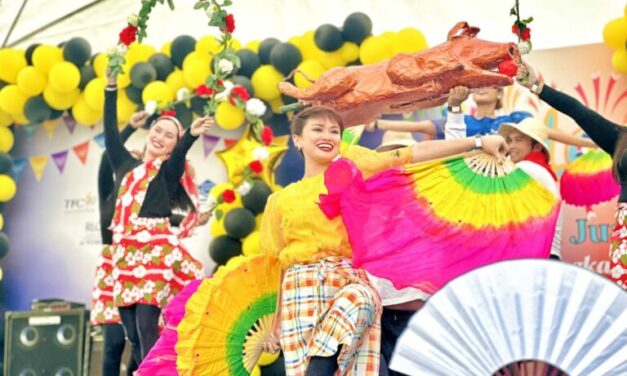 Filipino Community Celebrates 126th Philippine Independence Day in Singapore