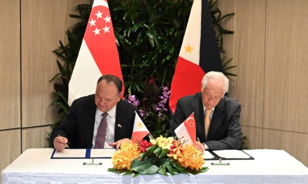 Singapore and Philippines Sign MOU on Defense Cooperation