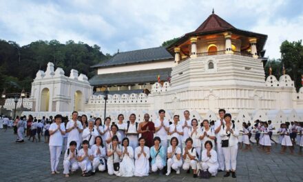 Over One Hundred Singaporeans Graduate with Degrees and Diplomas in Buddhist Studies