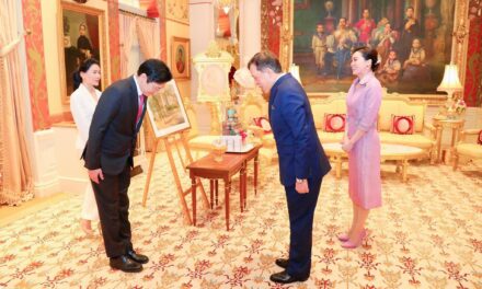 A Royal Audience: Thai Monarchs Welcome Singapore Prime Minister Lawrence Wong