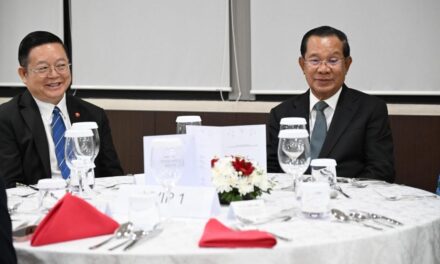 ASEAN Secretary-General Attends Dinner Honouring Cambodia’s 26th Anniversary in ASEAN