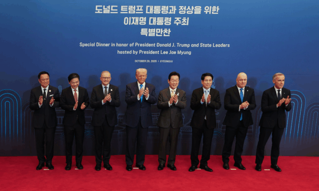 Singapore Participates in APEC 2025 Leaders’ Dinner with US President Trump