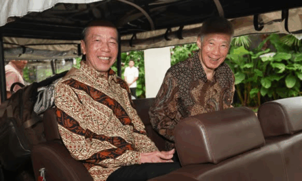 Singapore and Indonesia’s Former Leaders Reaffirm Warm Ties During Breakfast Meeting