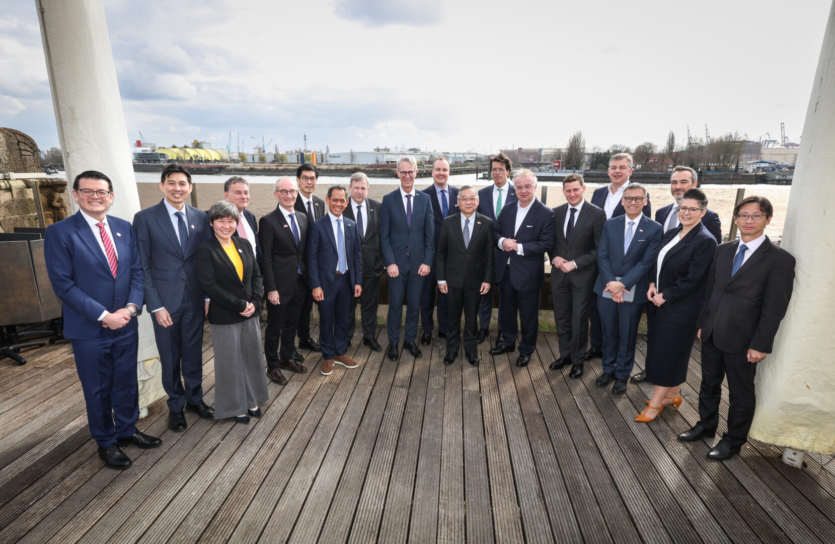 DPM Gan having lunch with German business leaders 2