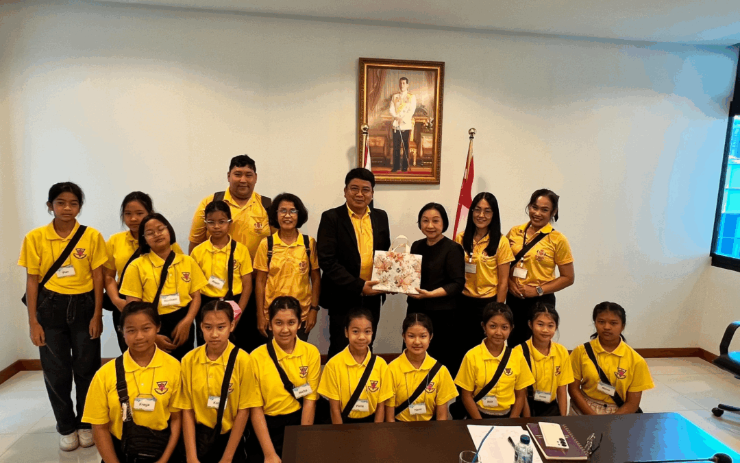 Royal Thai Embassy in Singapore Hosts Educational Visit for Anuban Phitsanulok School Delegation