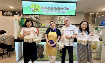 Philippine Ambassador Visits Lucky Plaza to Engage Filipino Community in Singapore