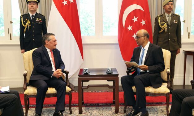 Peru Ambassador HE Fernando Quirós Campos Presents Letters of Credence in Singapore