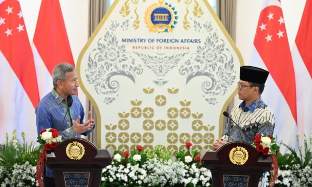 Indonesia and Singapore Strengthen Energy Cooperation and ASEAN Commitment