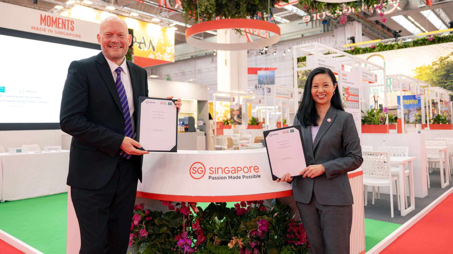 Singapore Tourism Board x Informa MoU Signing_Nick Cole and Ong Huey Hong_Credits Singapore Tourism Board_Photo Tim Goger