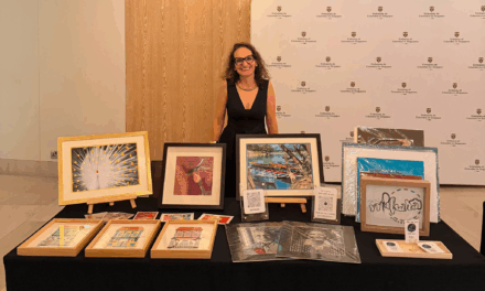 Colombian Artist Presented Photo Embroidery at Colombia’s National Day Reception in Singapore